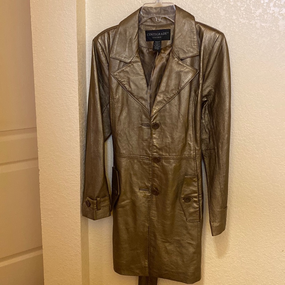 Absolutely, gorgeous, 🥰😍 Leather trench coat!!!! By Centigrade.